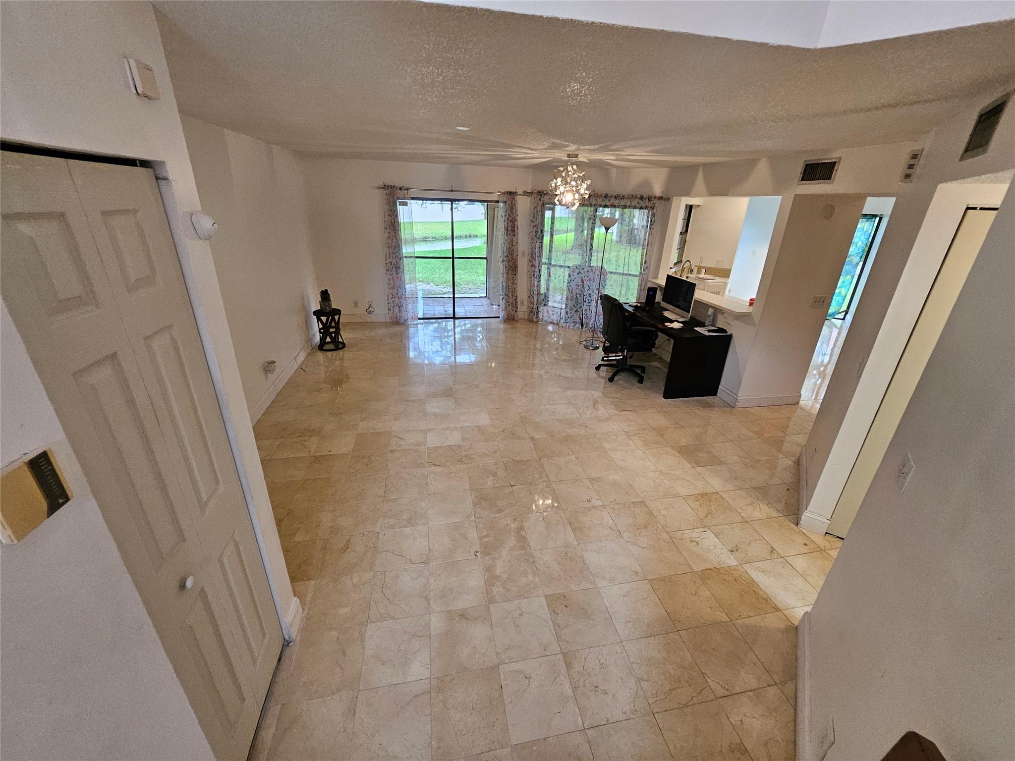 LAKEVIEW COURTS AT JACAR - Residential