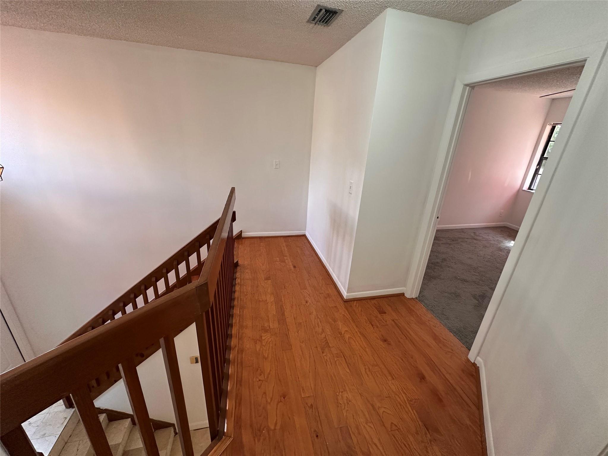 LAKEVIEW COURTS AT JACAR - Residential