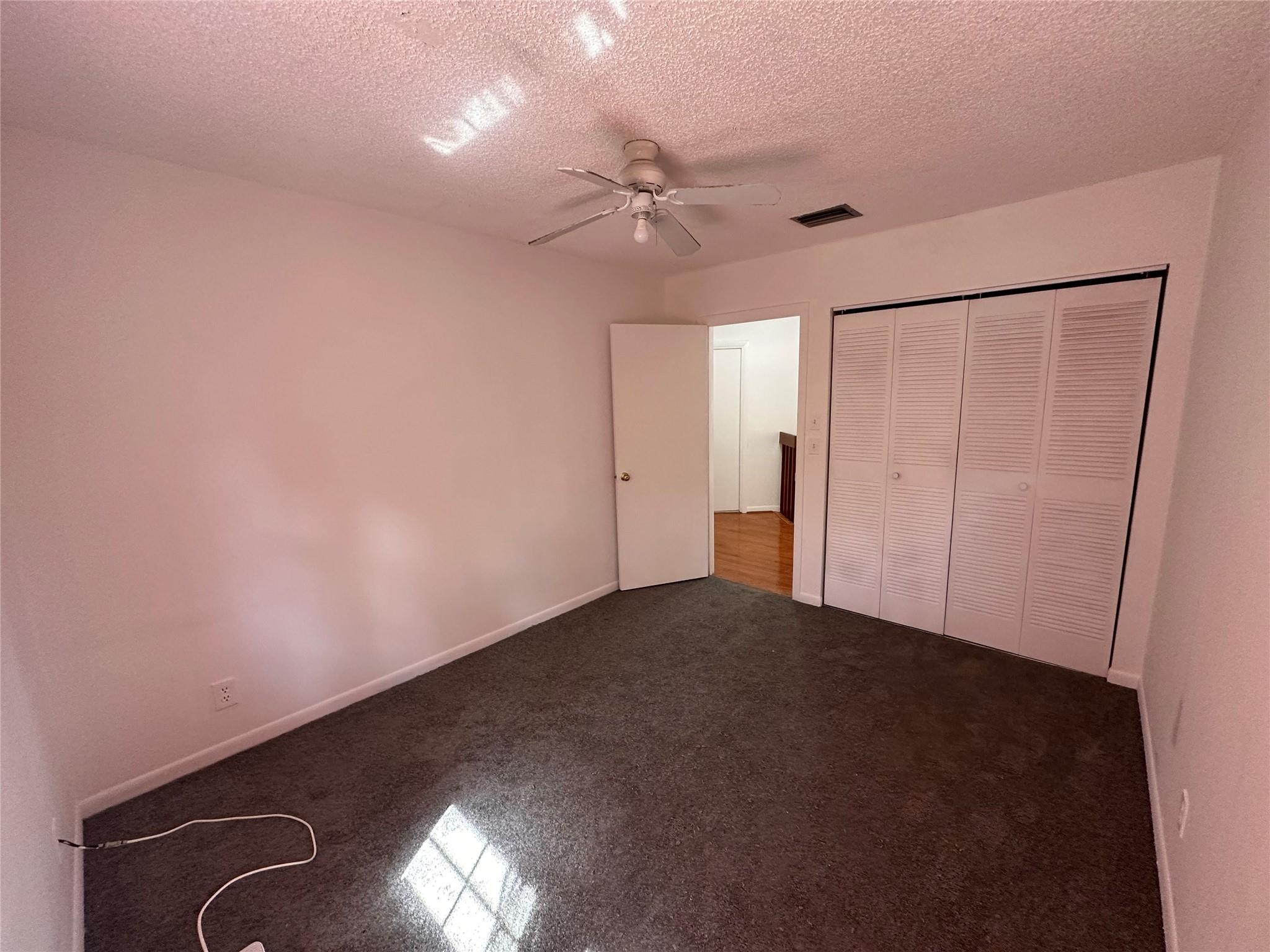 LAKEVIEW COURTS AT JACAR - Residential