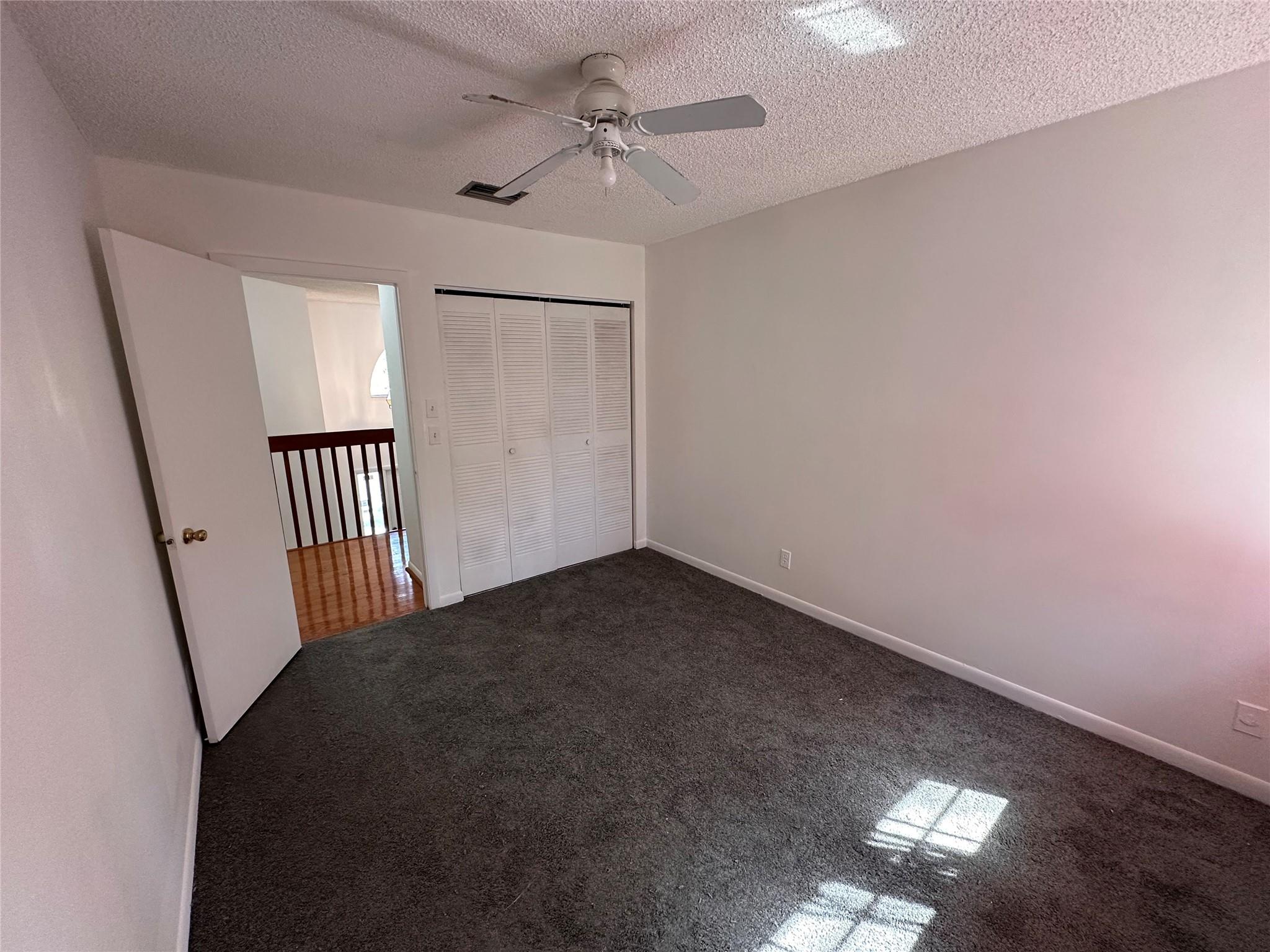 LAKEVIEW COURTS AT JACAR - Residential