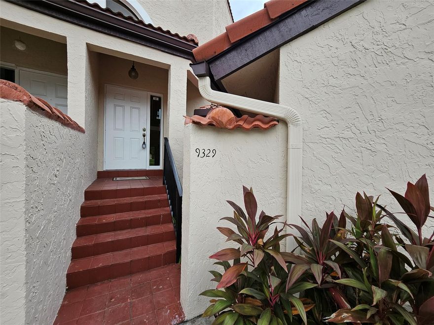 Luxury home at its finest in a gated community, well desired, only minutes to the Sawgrass and the Turnpike, and 595. Features updated kitchen with quartz countertop, antique solid wood soft-close cabinets, AC two years old in 2023, Roof two years old in 2023, range in 2025, Microwave 2025, freshly polished and sealed marble floors on the first floor, then solid wood floors on the second floor, and brand new carpet in the second bedroom. Waterfront property, large backyard access with covered patio lanai. And a large storage closet. With two assigned parking spaces. Seller will credit the buyer $1500 at closing for the buyer's choice of new interior painting.
No leasing or renting permitted during the first year of ownership, per HOA regulations.