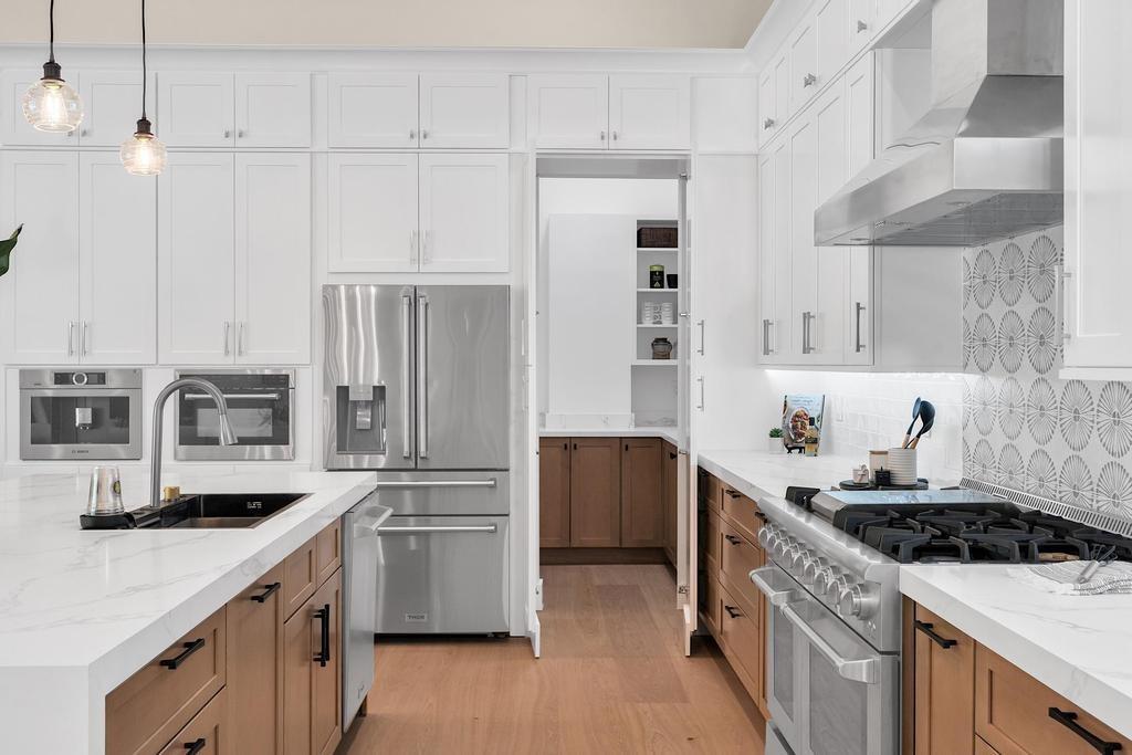 Rio Vista C J Hectors Res - Residential