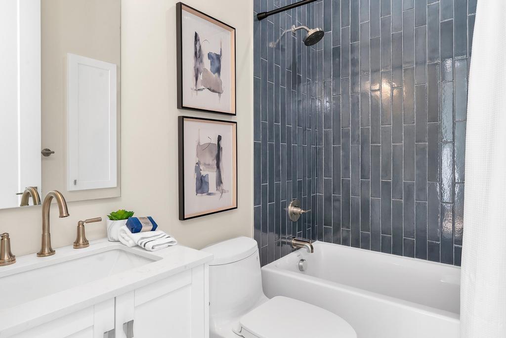 Rio Vista C J Hectors Res - Residential