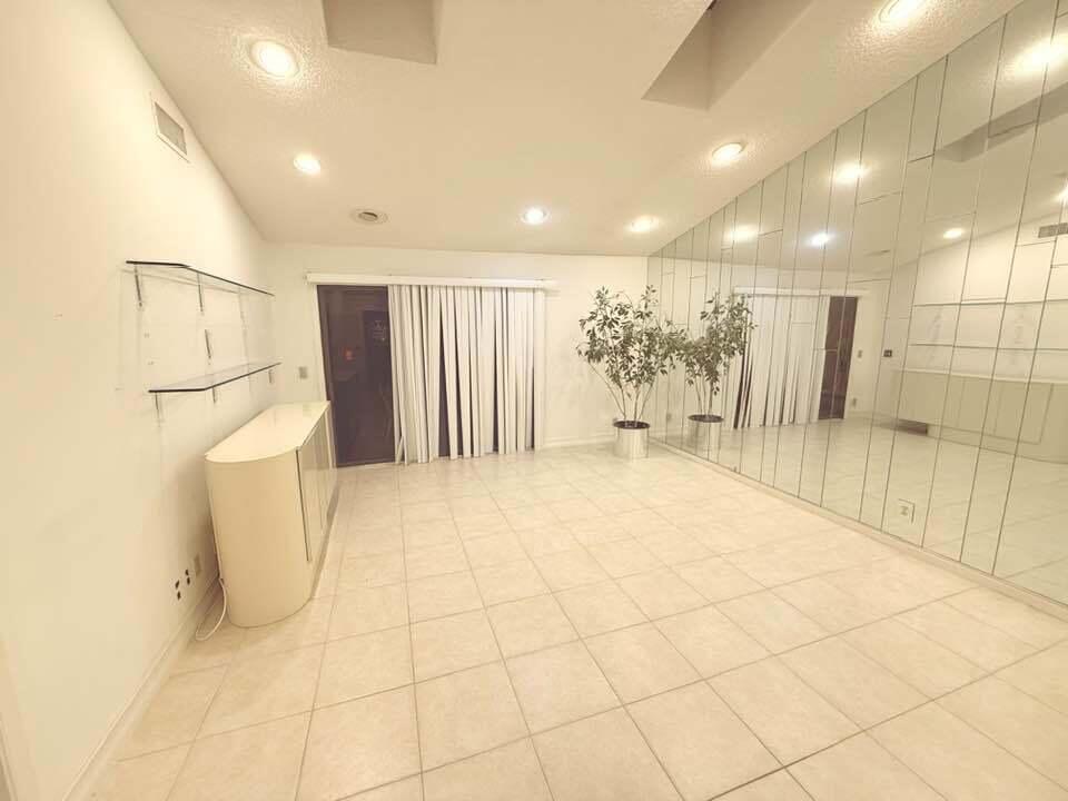 CEDAR POINT 6 - Residential