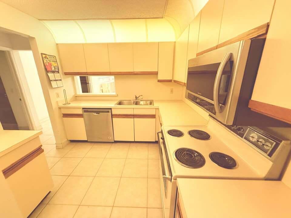 CEDAR POINT 6 - Residential