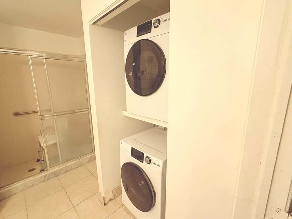 CEDAR POINT 6 - Residential