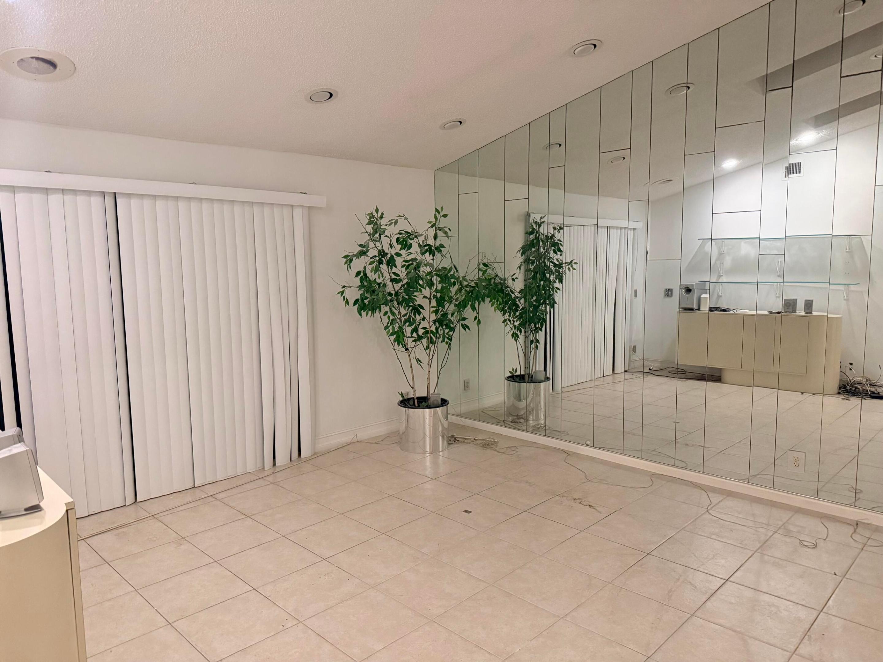 CEDAR POINT 6 - Residential