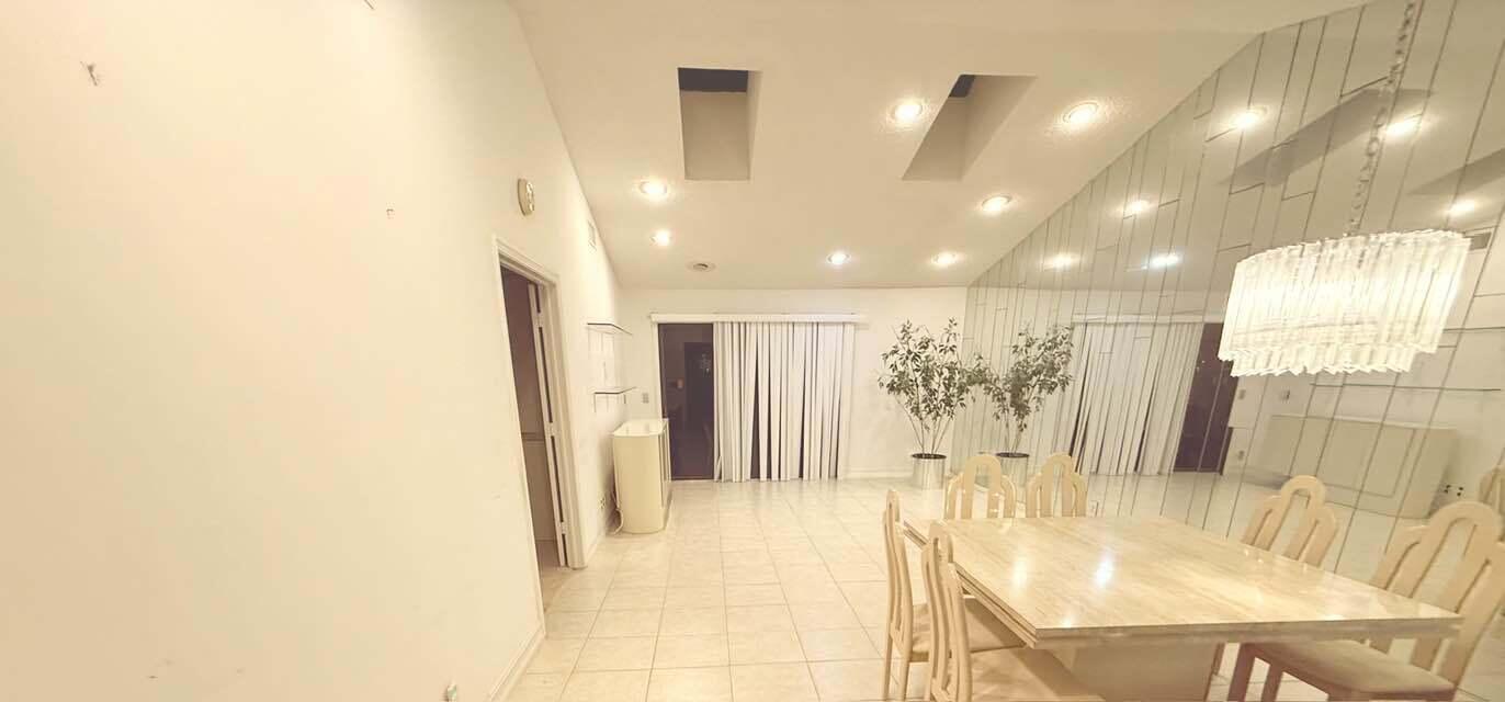 CEDAR POINT 6 - Residential