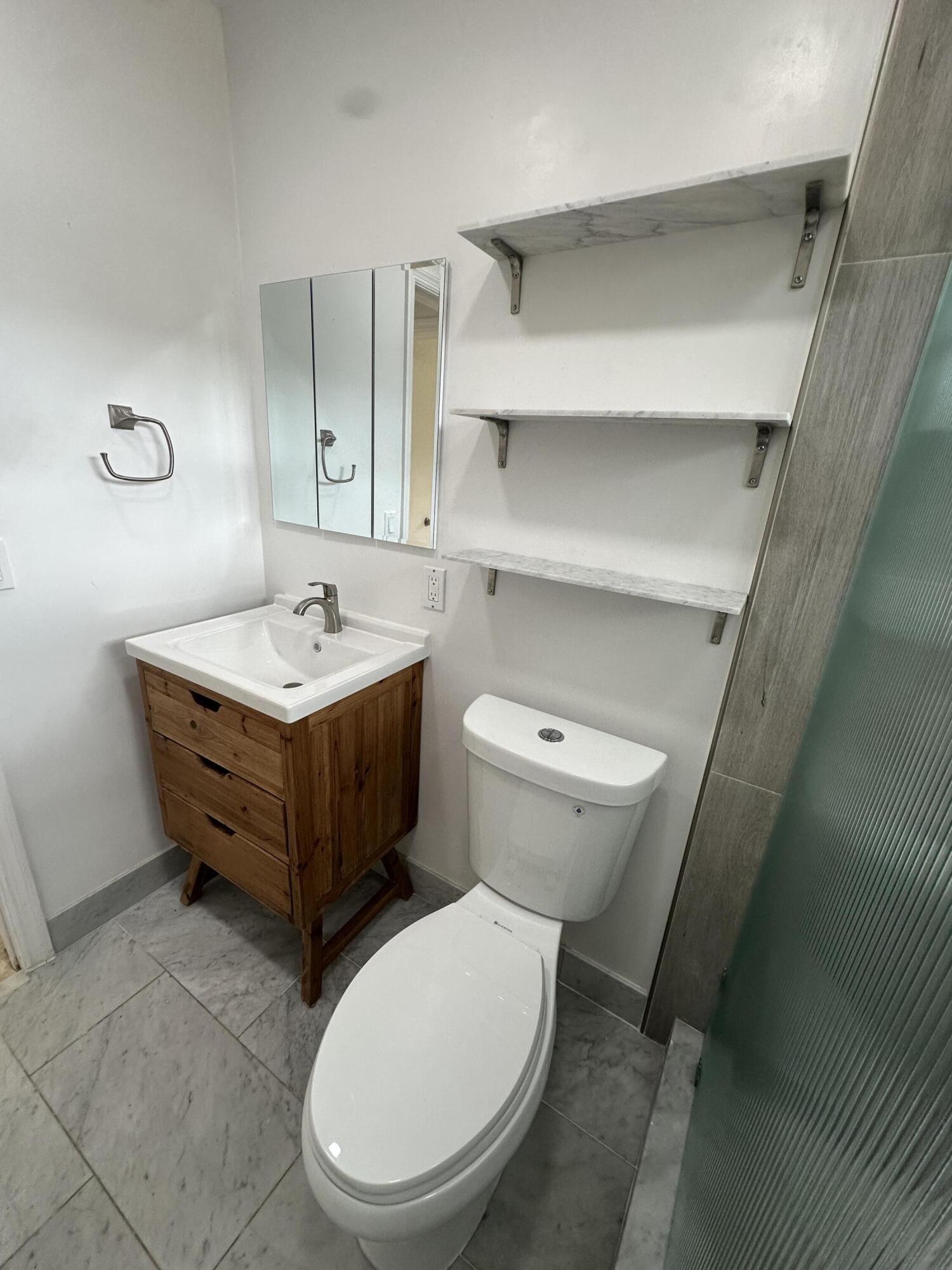 RIVERSIDE ADD AMEN PLAT - Residential Lease