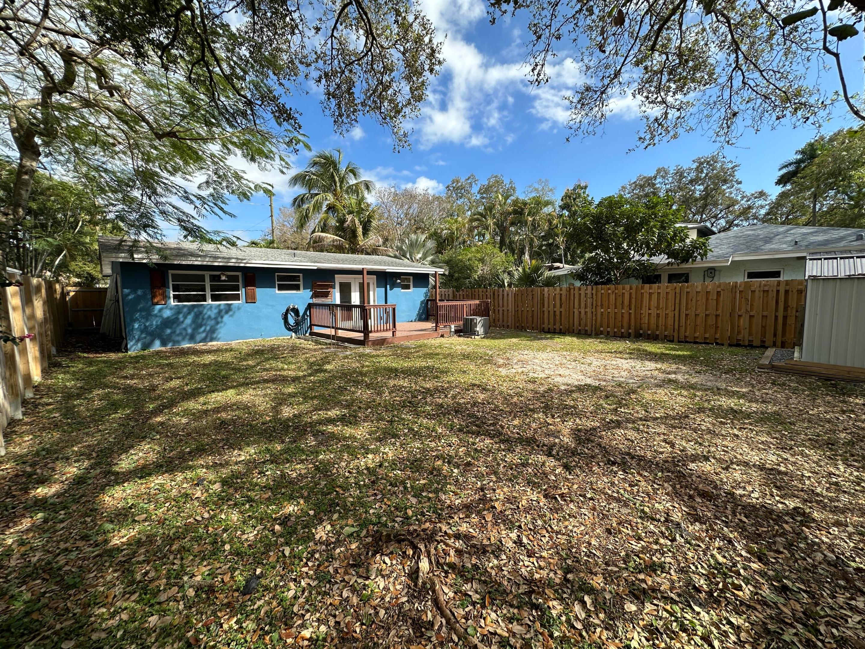 RIVERSIDE ADD AMEN PLAT - Residential Lease