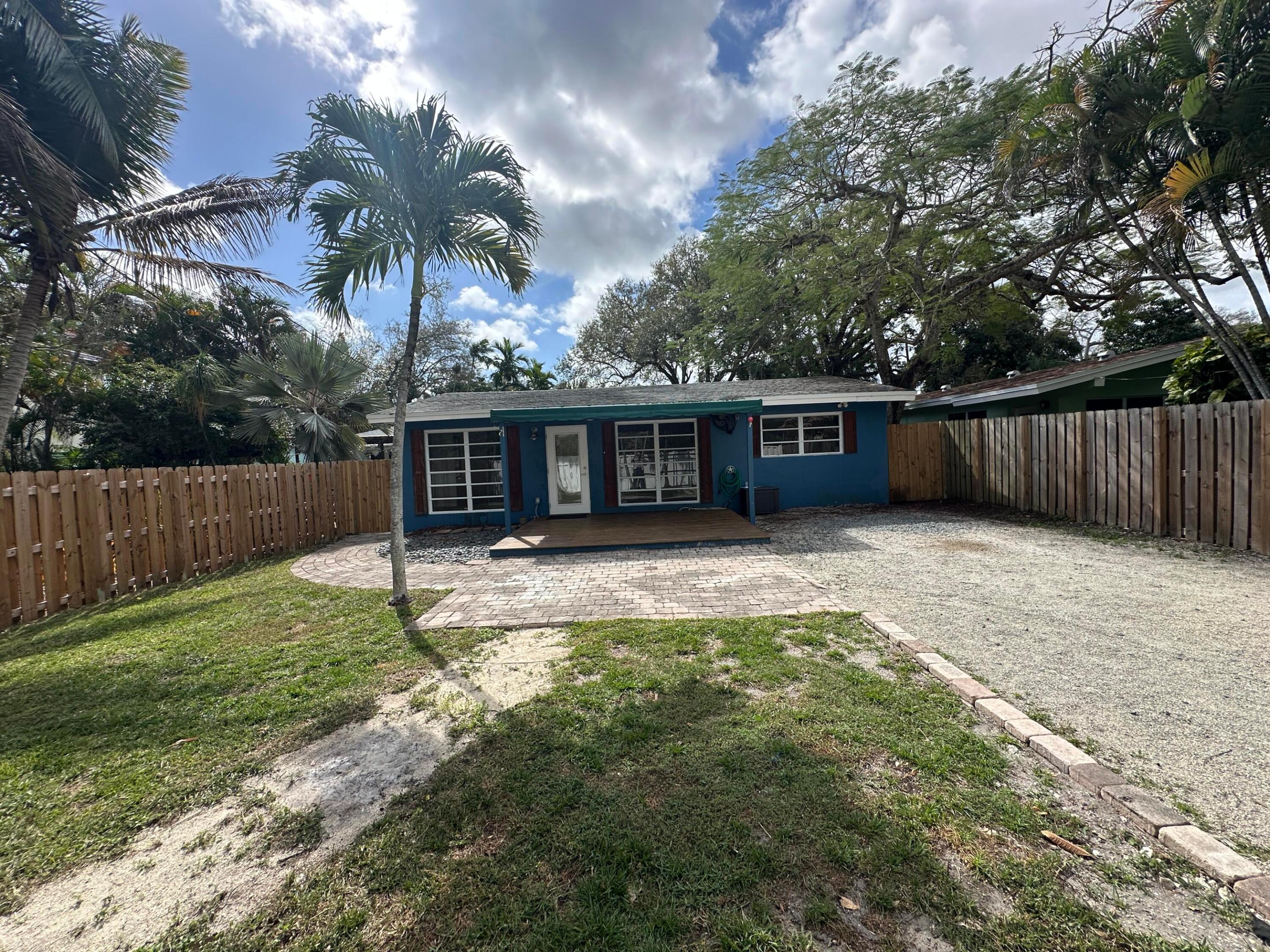 RIVERSIDE ADD AMEN PLAT - Residential Lease