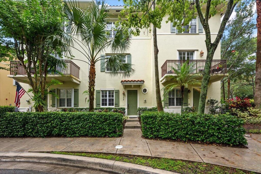 Photo of 154 Morning Dew Circle, Jupiter, FL 33458 (MLS # R11096886)