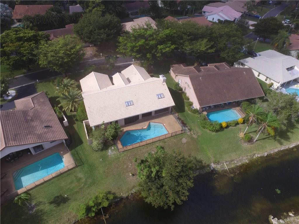 Pine Ridge 112-37 B - Residential