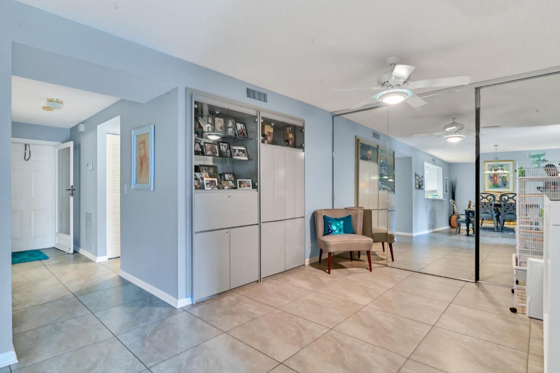 SUN VALLEY EAST CONDO - Residential