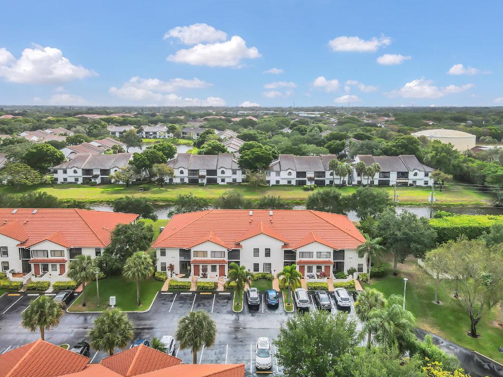 SUN VALLEY EAST CONDO - Residential