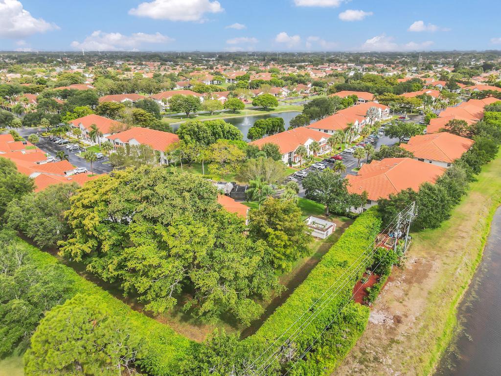 SUN VALLEY EAST CONDO - Residential