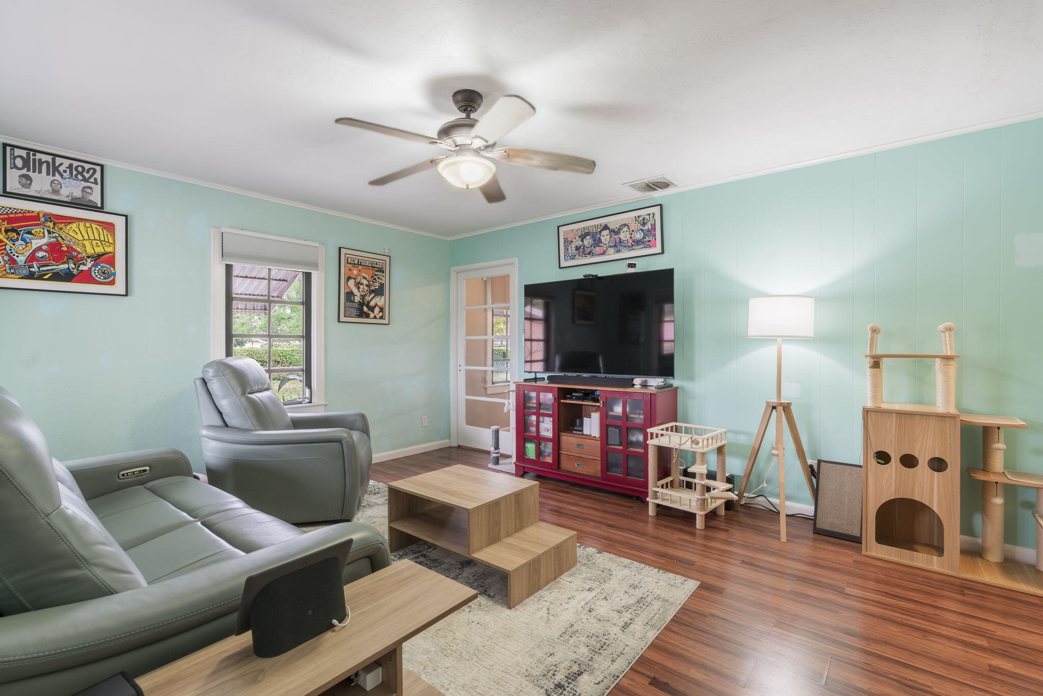 View photos, virtual tours, details... 508 S B Street