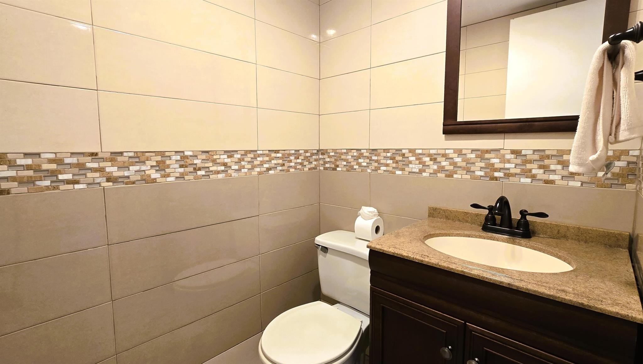 VILLAGE GREEN SUSSEX COND - Residential