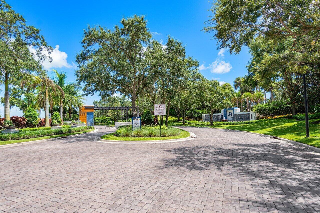 BRIDGEWATER PRESERVE - Residential