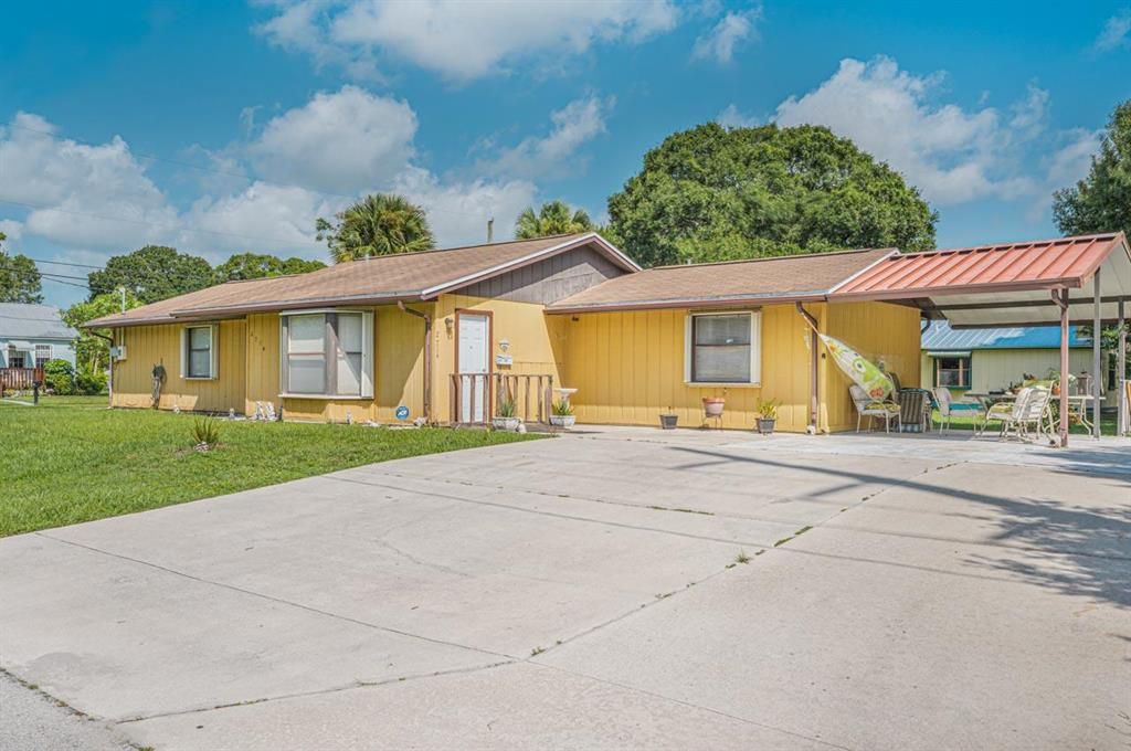 Photo of 2714 Rhode Island Avenue, Fort Pierce, FL 34947 (MLS # R10744571)