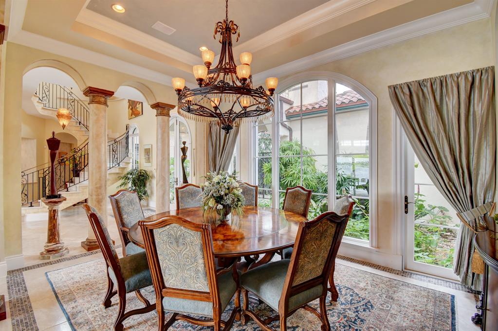 POINT MANALAPAN - Residential