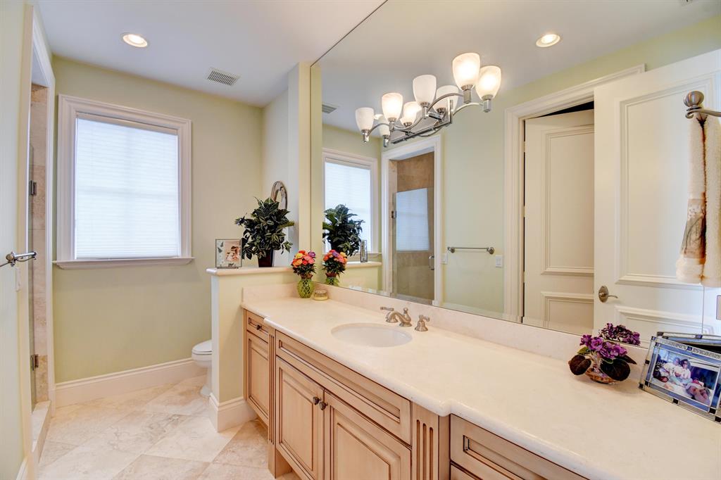 POINT MANALAPAN - Residential