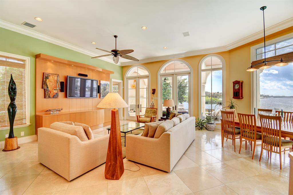 POINT MANALAPAN - Residential