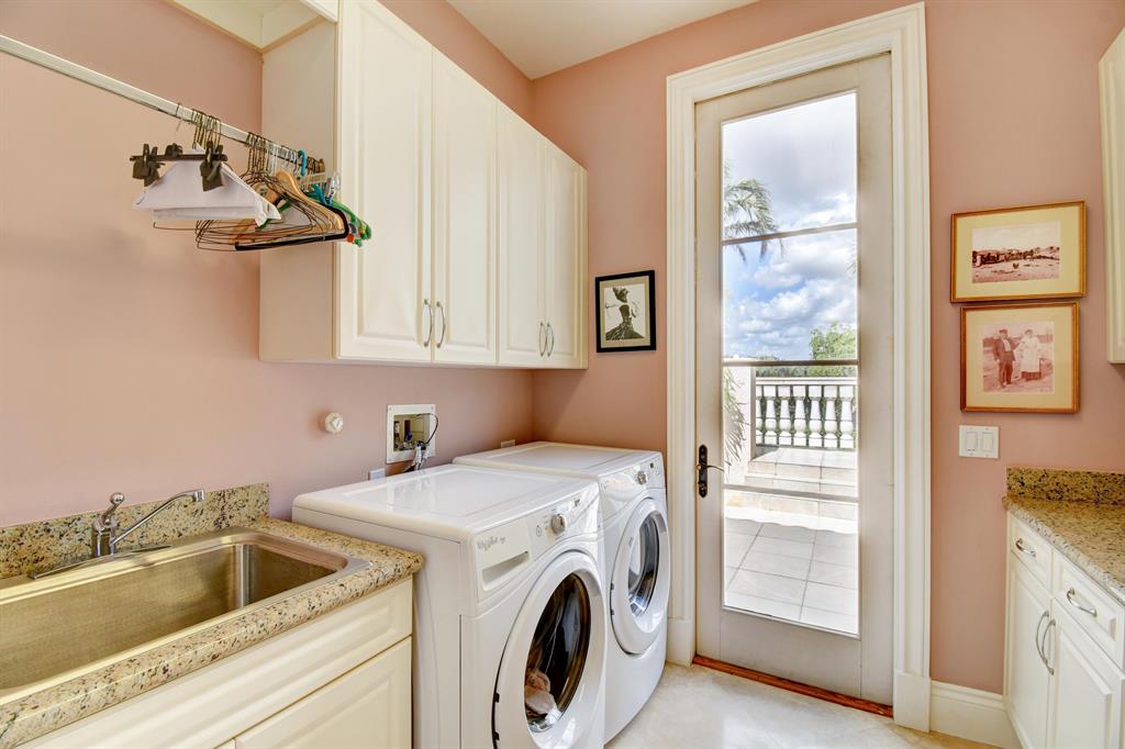 POINT MANALAPAN - Residential