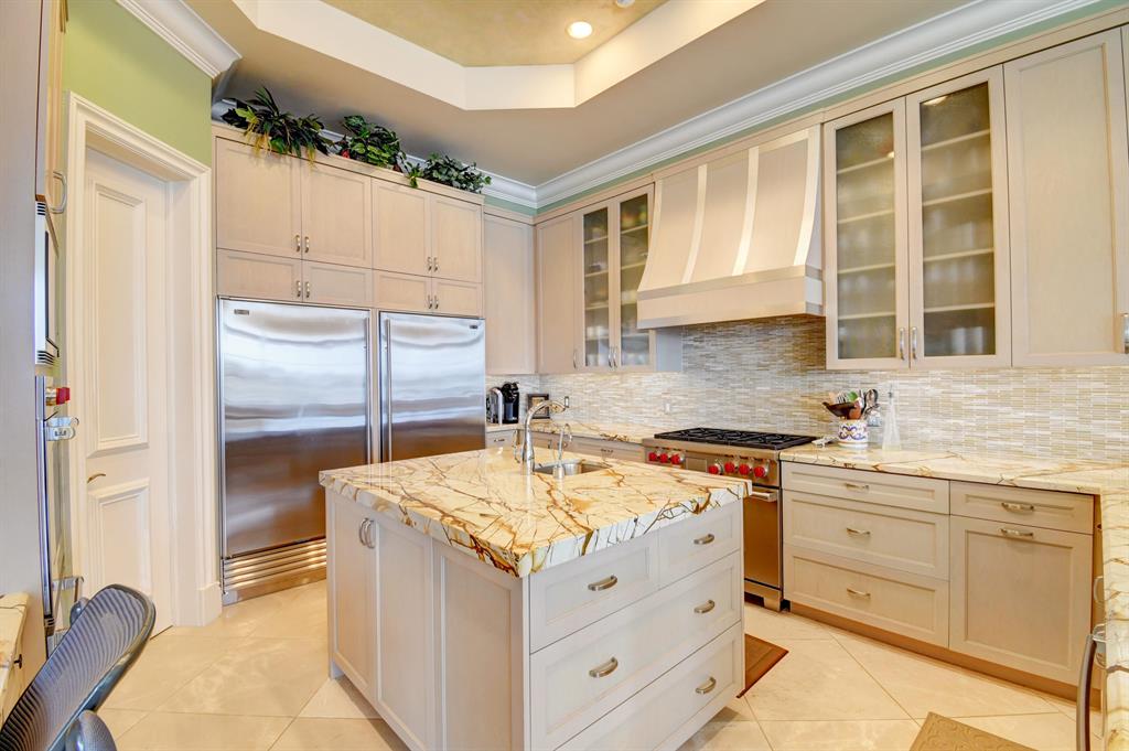 POINT MANALAPAN - Residential