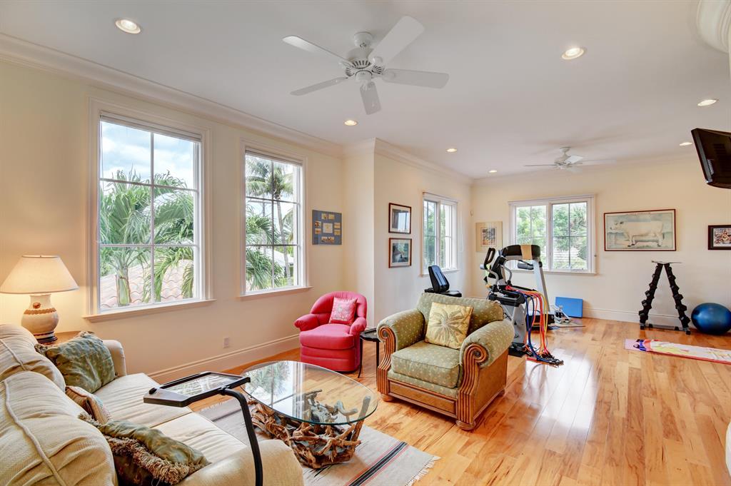 POINT MANALAPAN - Residential