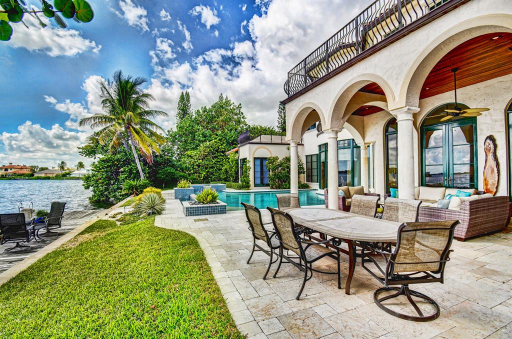 POINT MANALAPAN - Residential