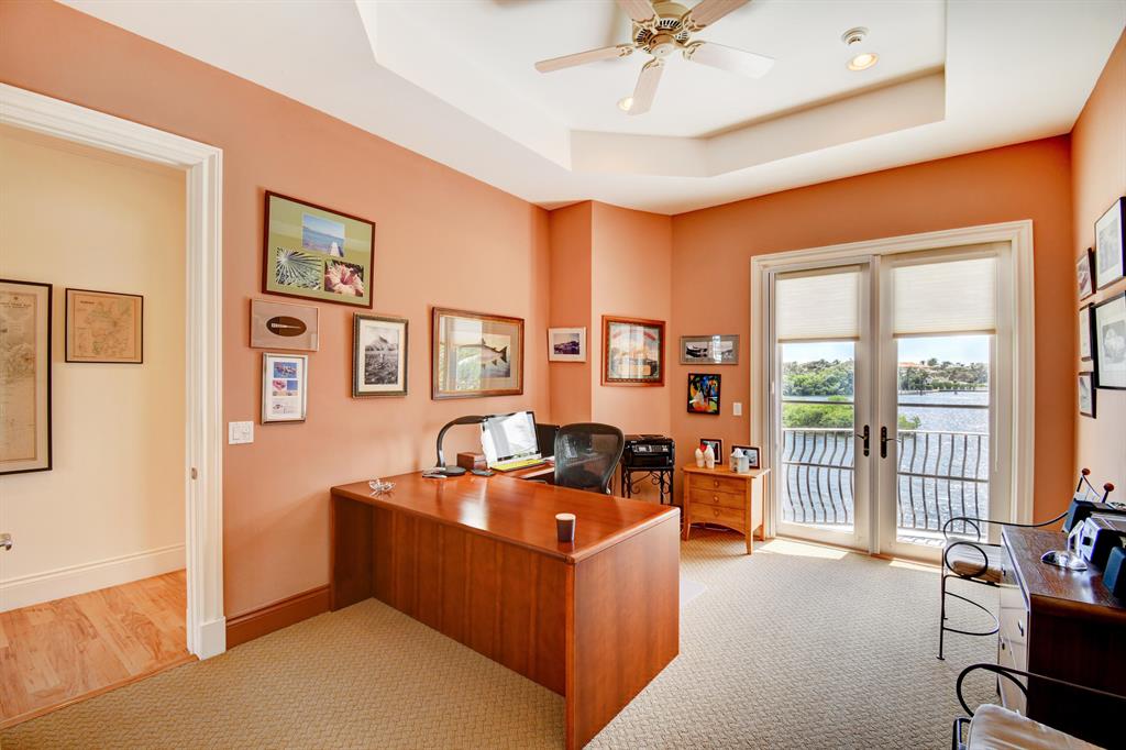 POINT MANALAPAN - Residential