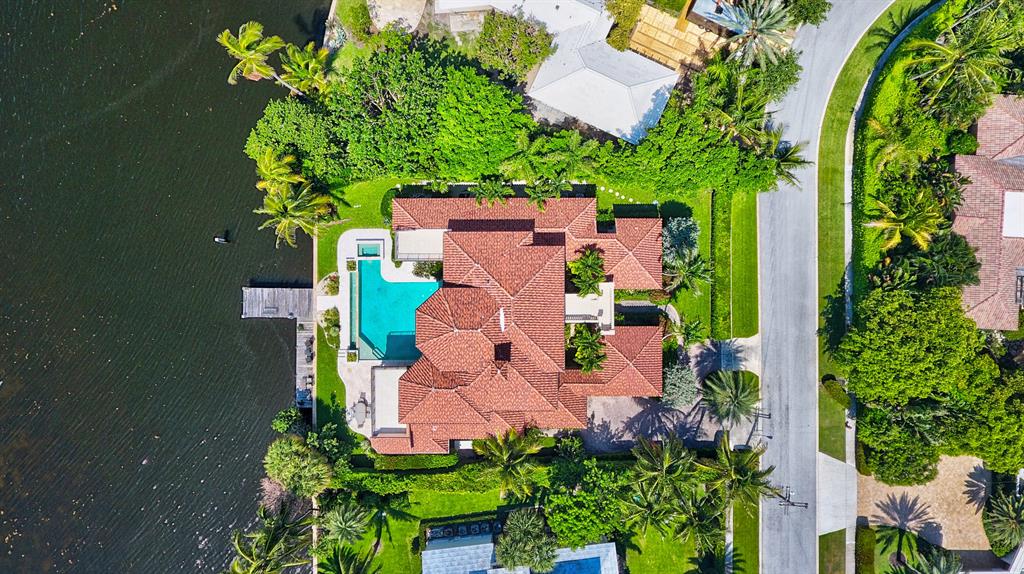 POINT MANALAPAN - Residential