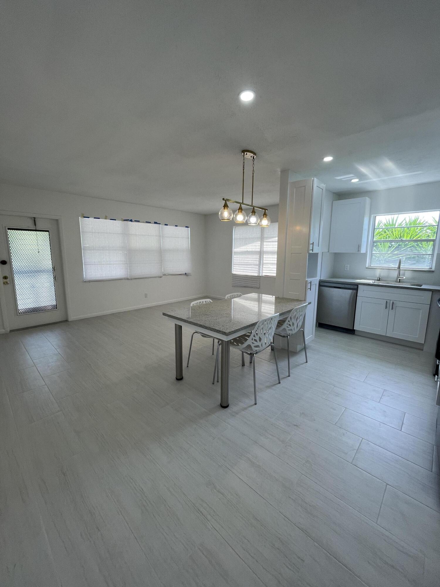 PRESCOTT A CONDO - Residential Lease