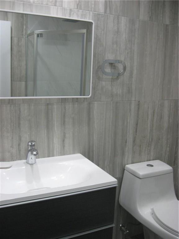 CYPRESS TRACE CONDO - Residential