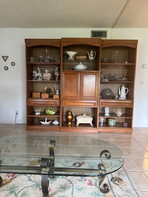 PINE RIDGE SOUTH IV CONDO - Residential