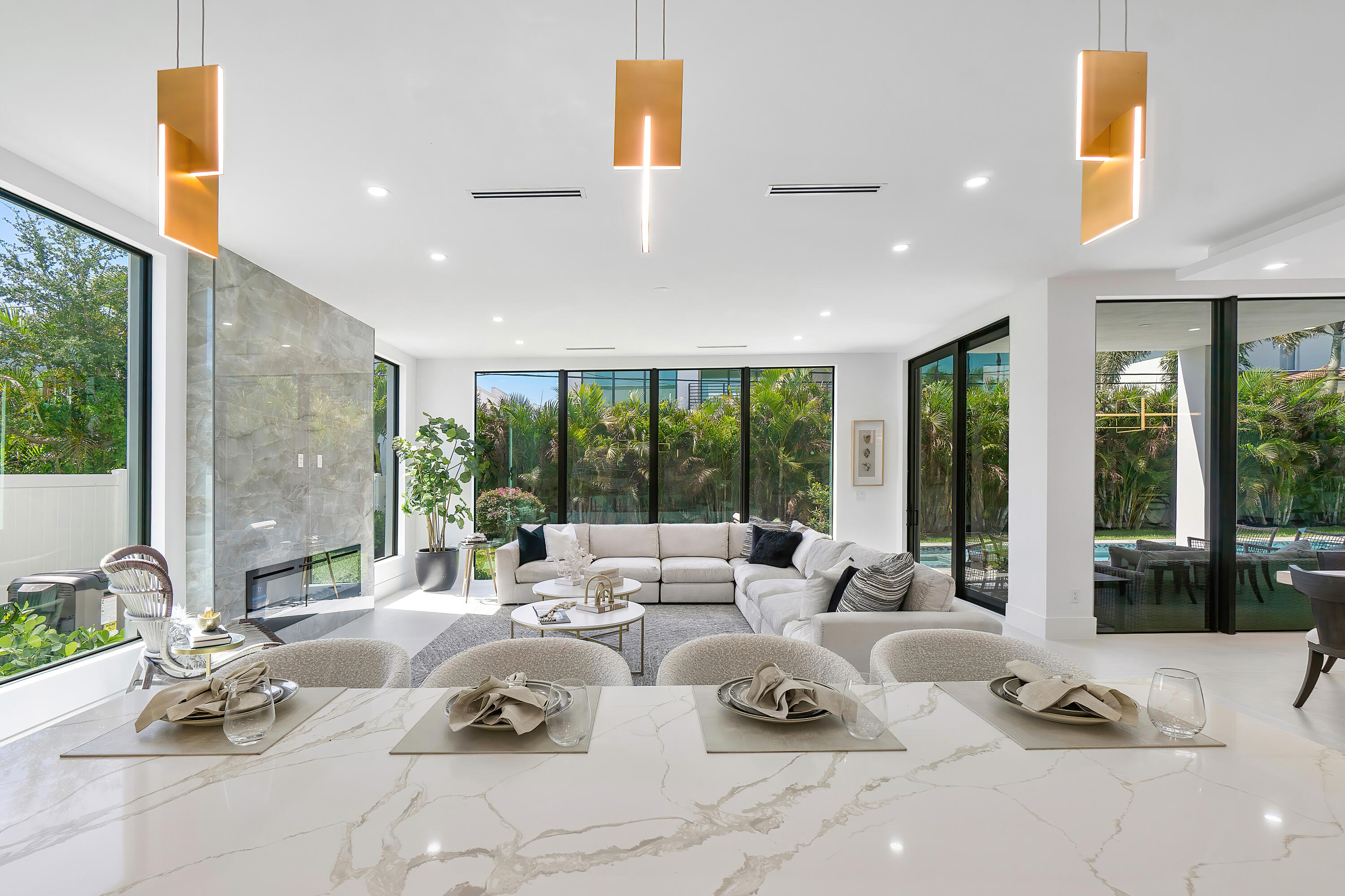 BOCA VILLAS SEC B - Residential