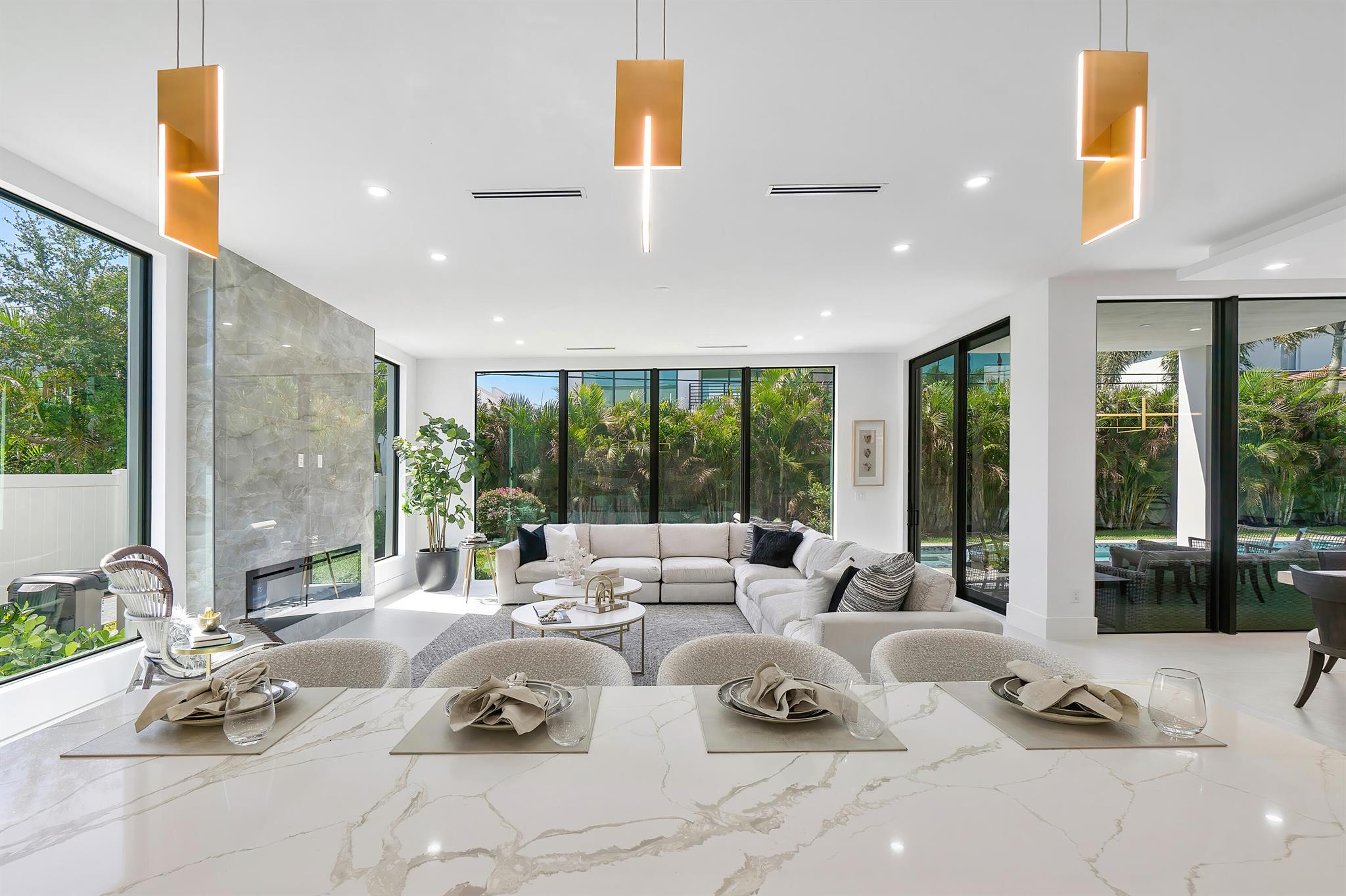 BOCA VILLAS SEC B - Residential