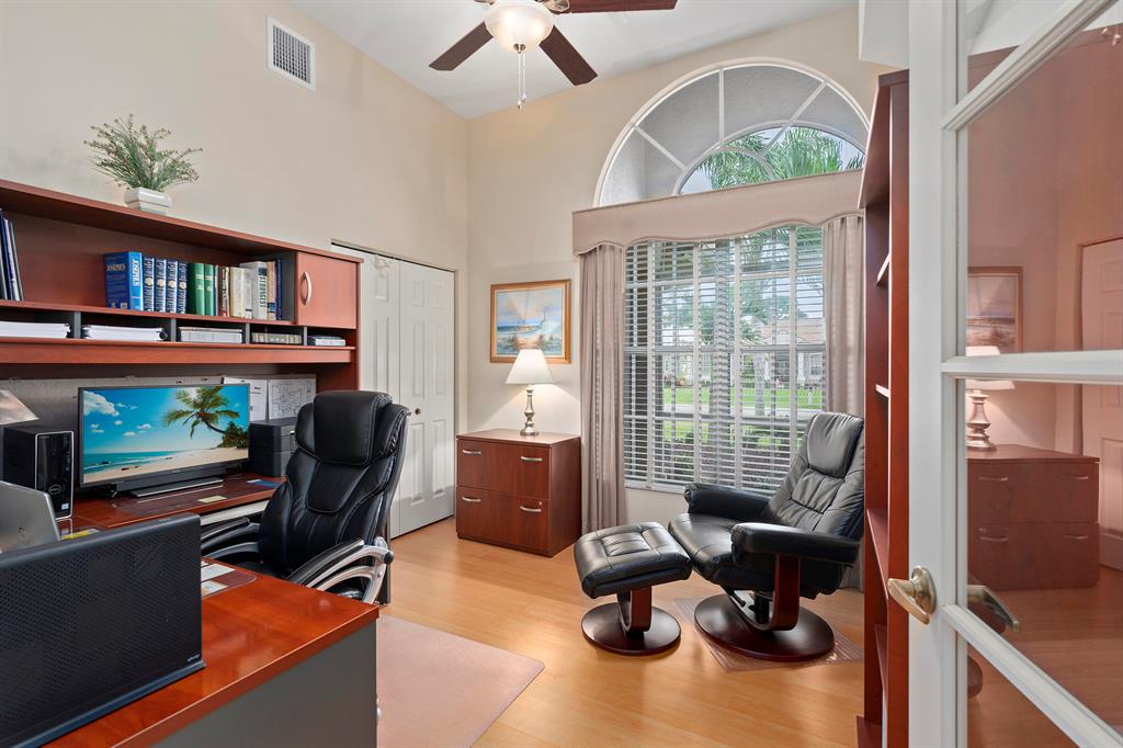 PORT ST LUCIE SECTION 46 1ST REPLAT - Residential