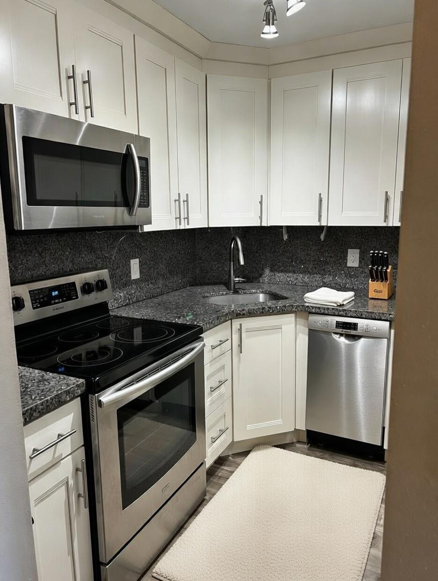 3200 NE 7th Court 208C