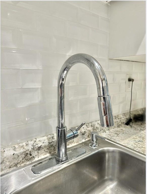 17050 NE 14th Avenue 110