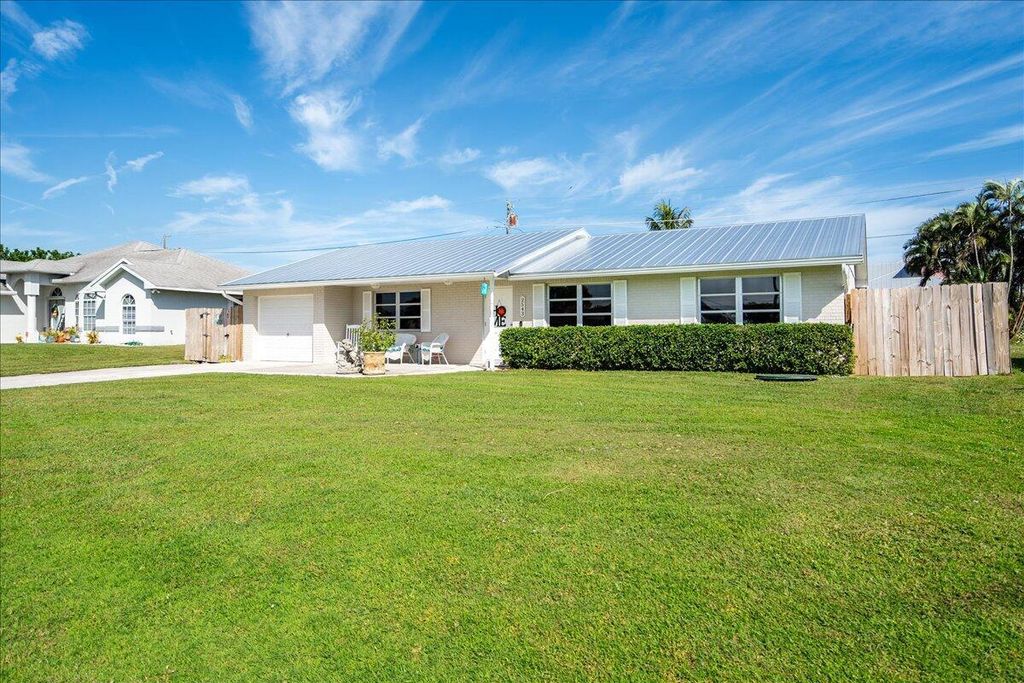 Photo of 2543 SE Petit Lane, Port Saint Lucie, FL 34952 (MLS # R10938386)