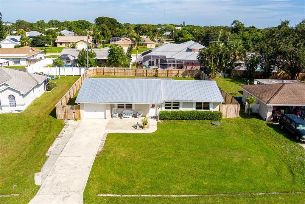 Photo of 2543 SE Petit Lane, Port Saint Lucie, FL 34952 (MLS # R10938386)