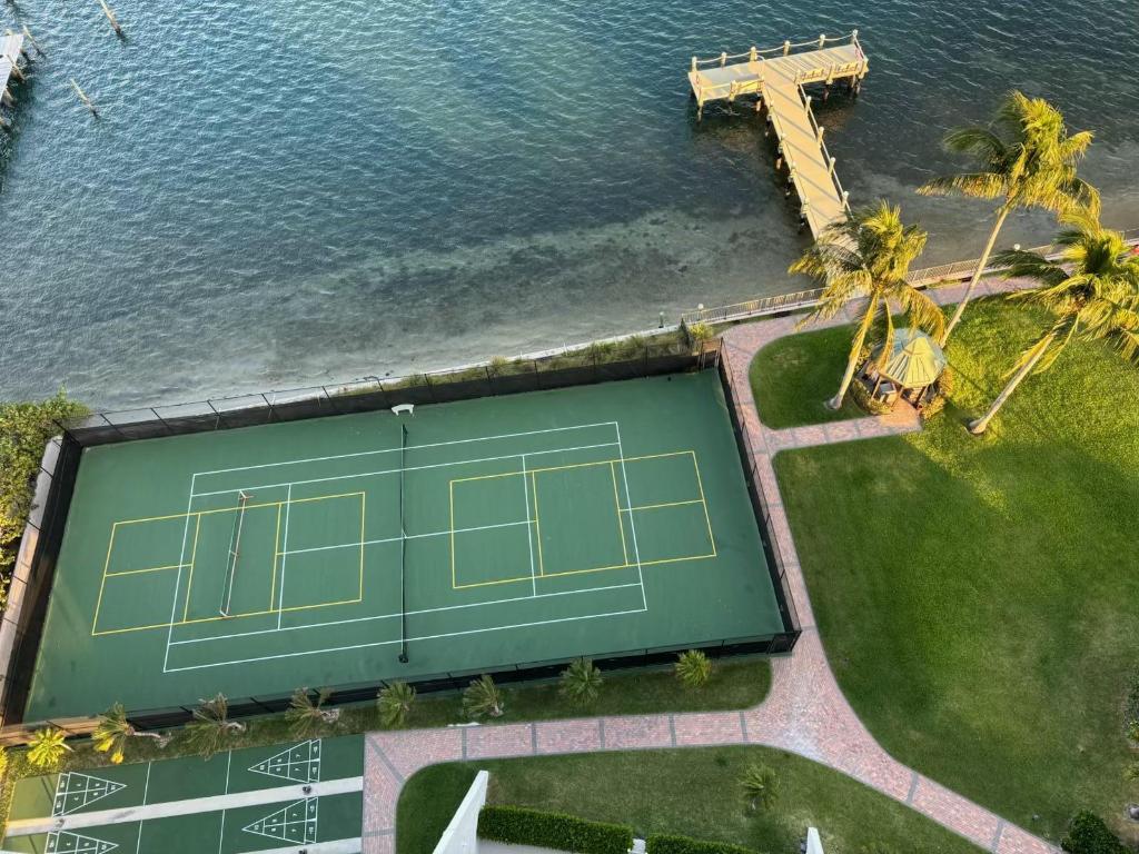 PLACIDO MAR CONDO - Residential