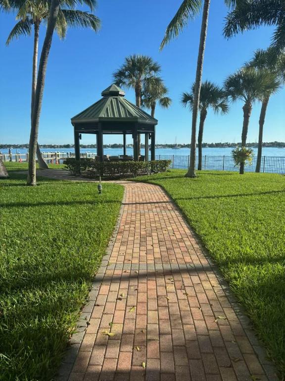 PLACIDO MAR CONDO - Residential