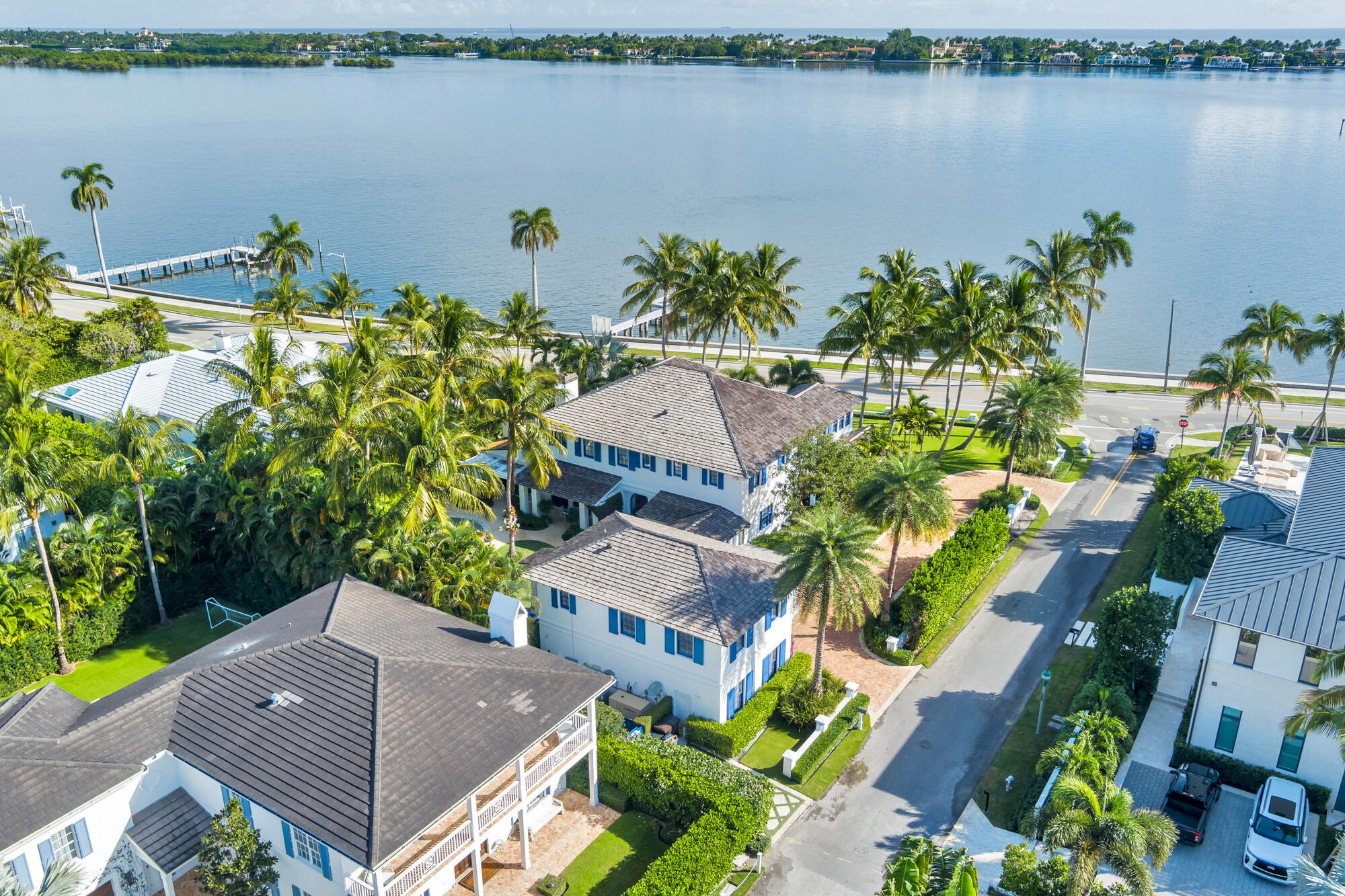 VEST POCKET LAKE WORTH FARMS IN - Residential