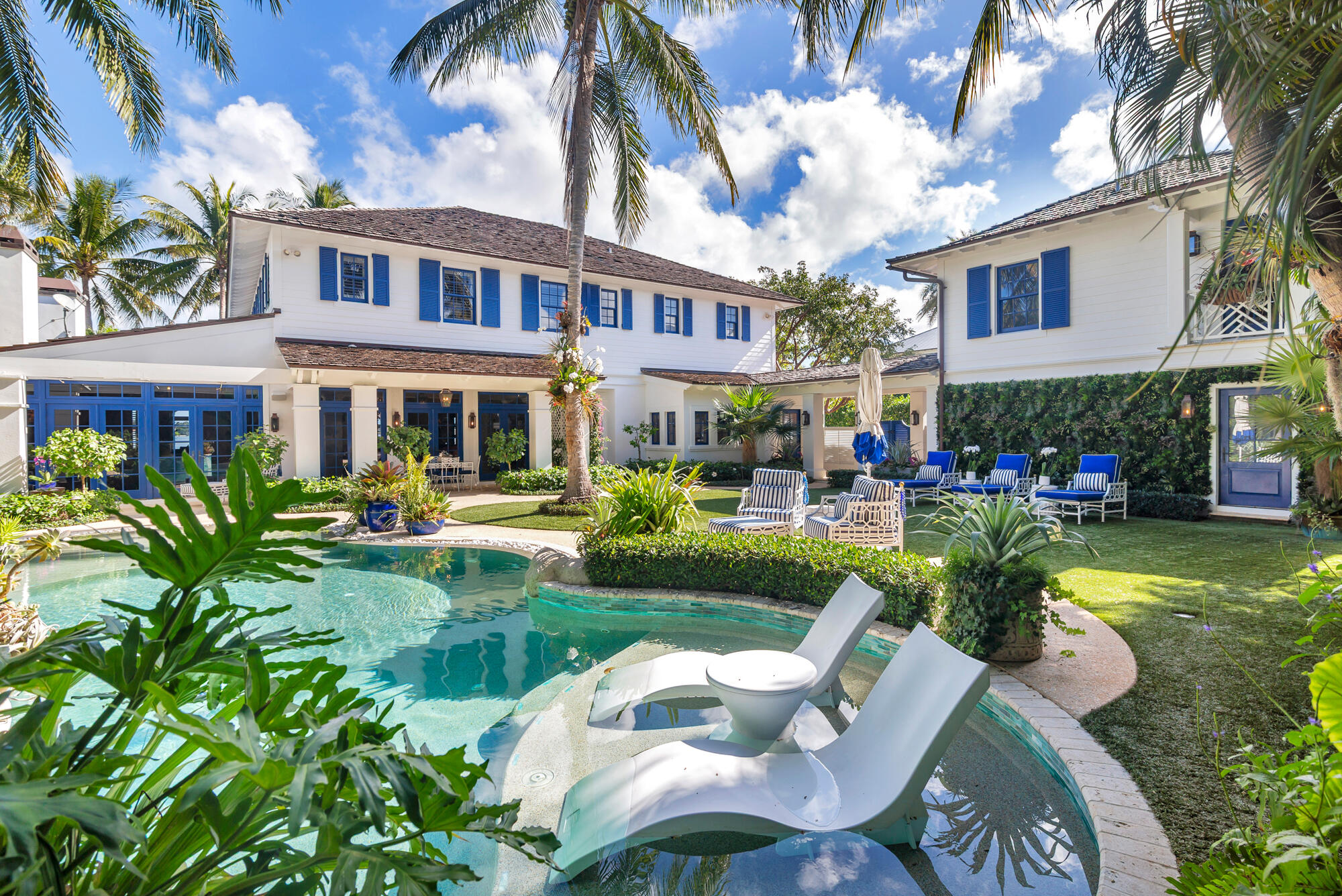 VEST POCKET LAKE WORTH FARMS IN - Residential