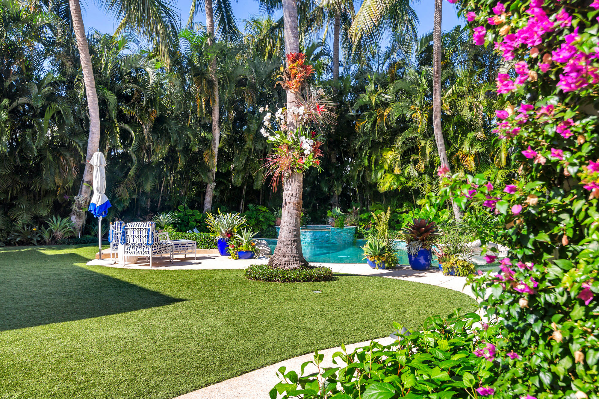 VEST POCKET LAKE WORTH FARMS IN - Residential