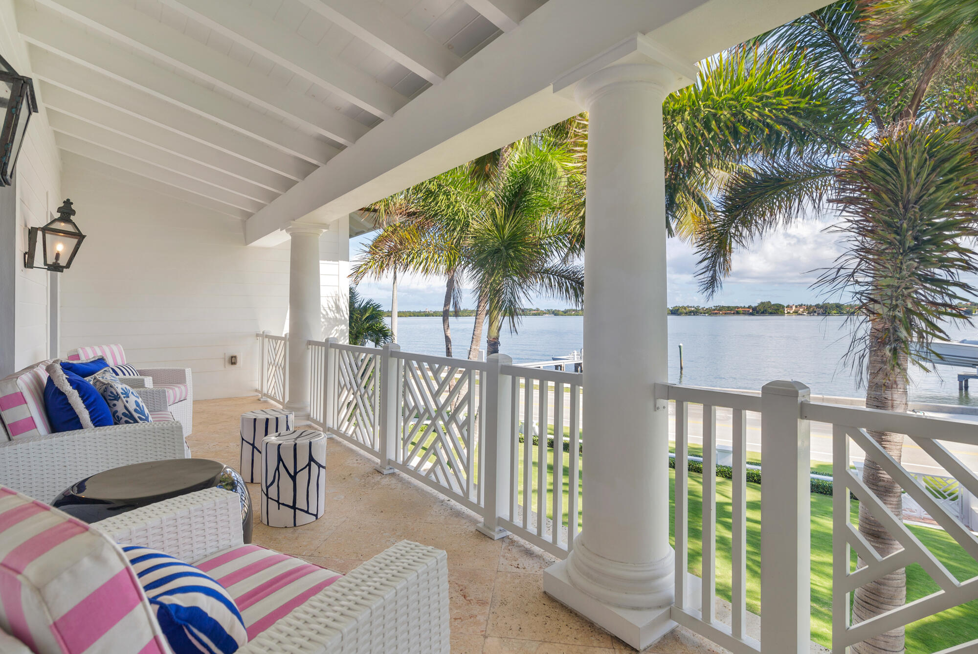 VEST POCKET LAKE WORTH FARMS IN - Residential