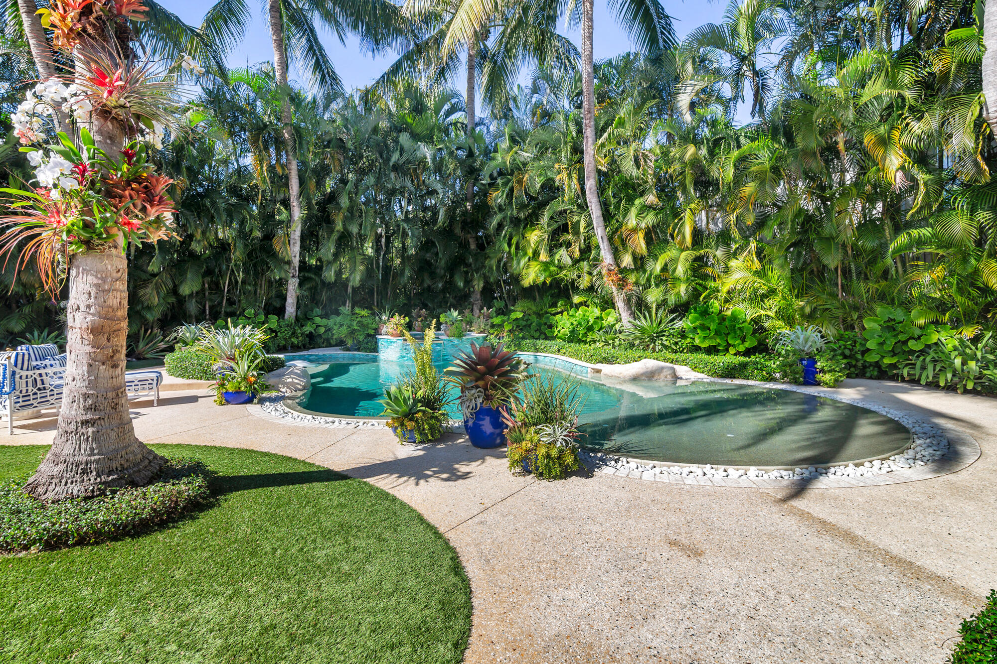 VEST POCKET LAKE WORTH FARMS IN - Residential